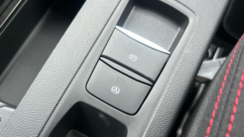 Ford Focus 1.0 EcoBoost Hybrid mHEV 155 ST-Line 5dr Auto Petrol Hatchback